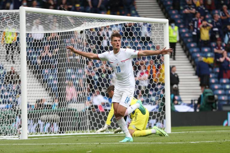 Doblete de Patrik Schick da victoria a República Checa sobre escocia en la Euro 2020