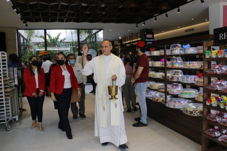 Panamá ya tiene una nueva sucursal en Las Quintas, en Culiacán