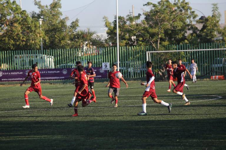 Equipos locales avanzan a las finales de la Copa Mazatlán de Futbol 9 y 11