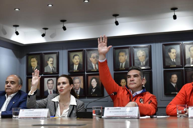 Tribunal Electoral perfila regresar al PRI las quejas de ex presidentes del partido contra reformas a sus estatutos