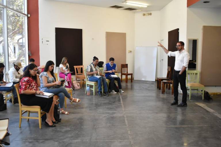 Reciben integrantes de Taller de Ópera de Sinaloa la ‘Cátedra Antonio Haas’ en canto