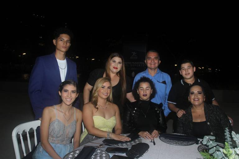 Premian a lo mejor del deporte 2021 en Mazatlán