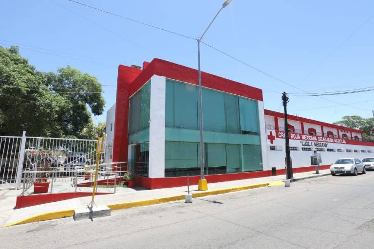 Cruz Roja Mazatlán atendió 53 emergencias durante las celebraciones de fin de año