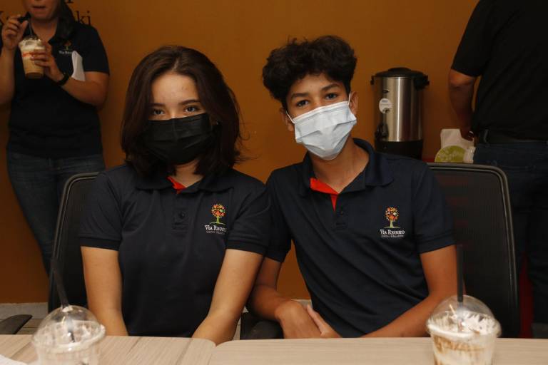 Alumnos del Vía Reggio conocen el periódico Noroeste