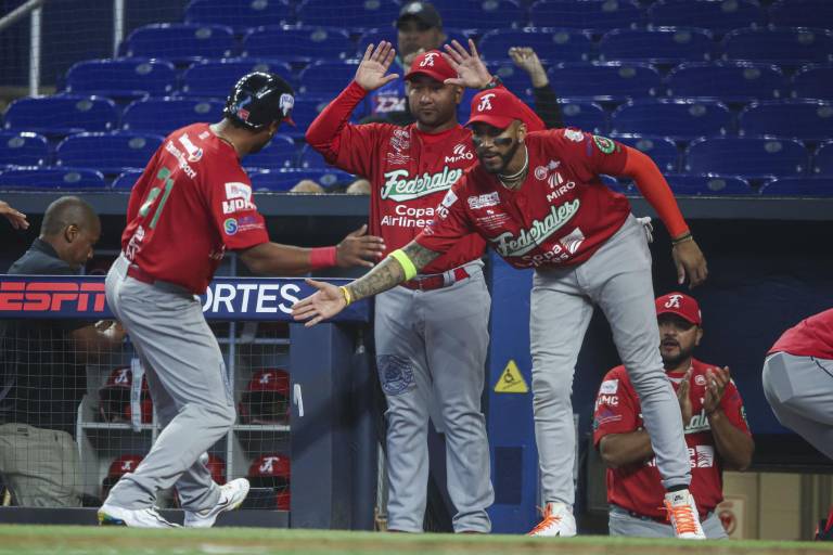 Panamá apabulla a Curazao para debutar con triunfo en la Serie del Caribe