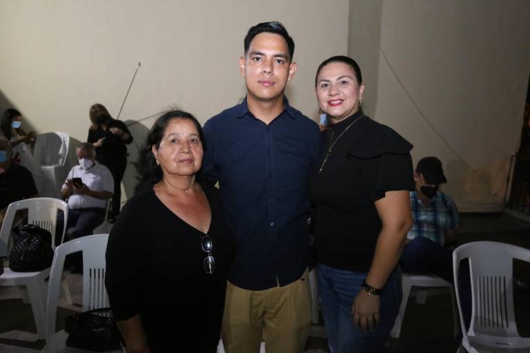 Arturo Santamaría Gómez presenta su libro ‘El futbolista sinaloense, talento, fuerza y garra’