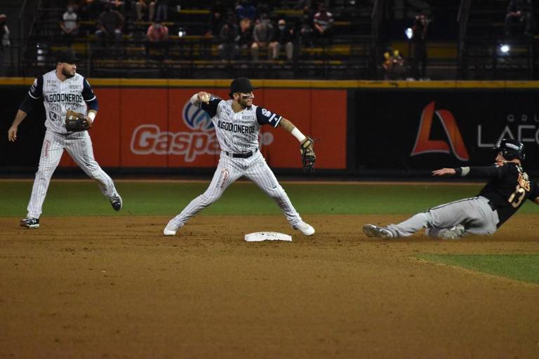 Algodoneros de Guasave asegura la serie ante Naranjeros de Hermosillo con triunfo de 4-1
