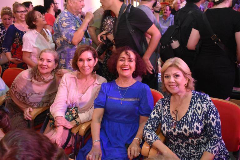 Disfrutan de ópera, zarzuela y música mexicana con la OSSLA