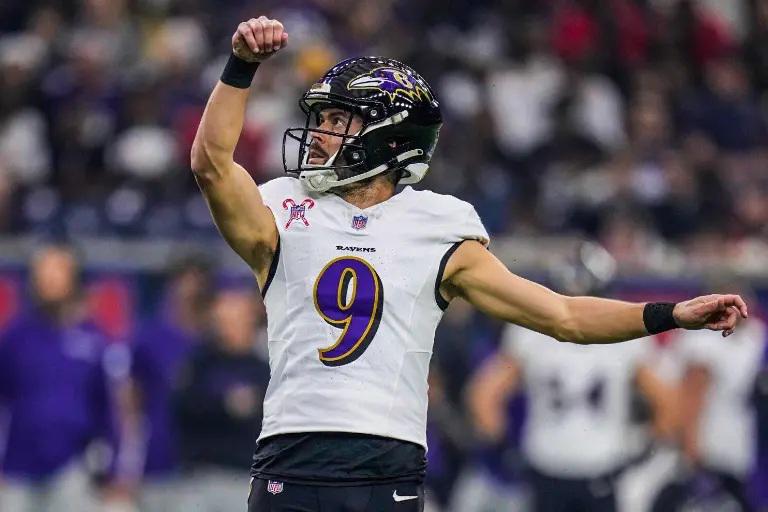 Justin Tucker, suspendido 10 semanas por la NFL tras denuncias de conducta inapropiada