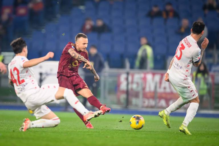 La Roma de Ranieri manda un aviso al Athletic con triunfo sobre el Monza