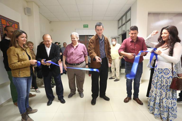 Presenta Alexander Pescador la exposición ‘La luz y la esperanza’