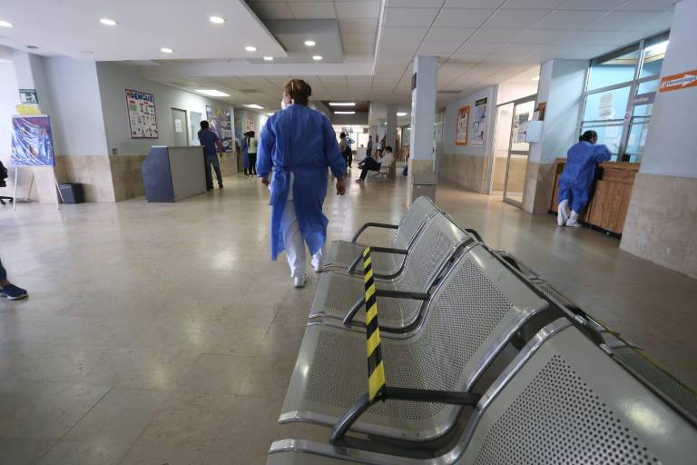 Issste plantea a gobiernos federal y estatal habilitar estadios en Mazatlán para atender pacientes con Covid-19