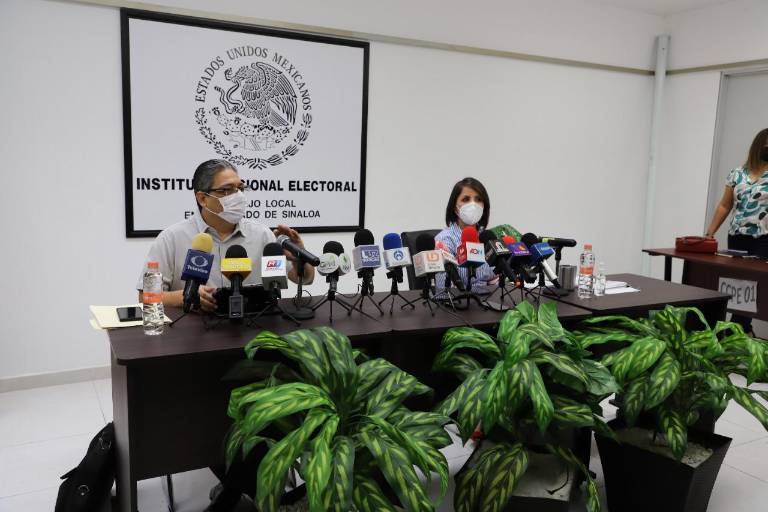 Dos candidatos a alcaldías han pedido aumenten la seguridad en campaña, uno de ellos fue Estrada Ferreiro