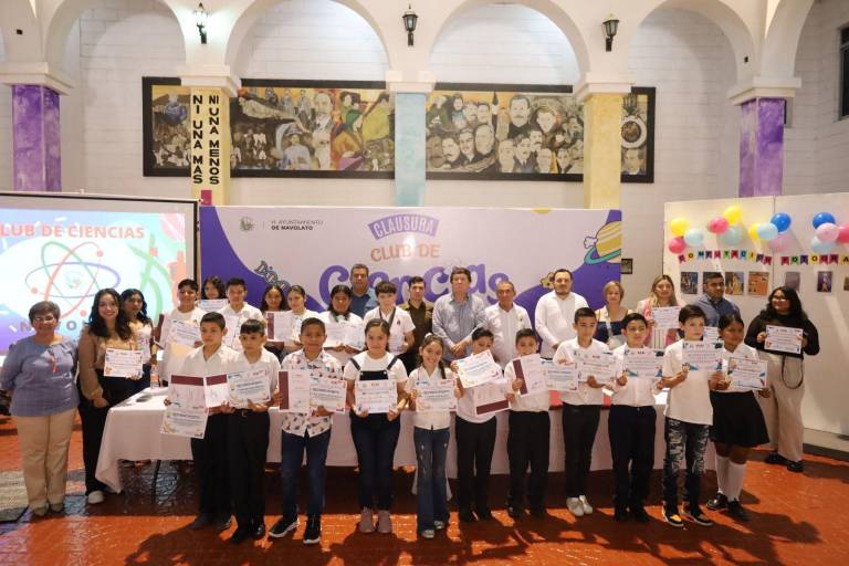 Se gradúan alumnos del Club de Ciencias de Navolato