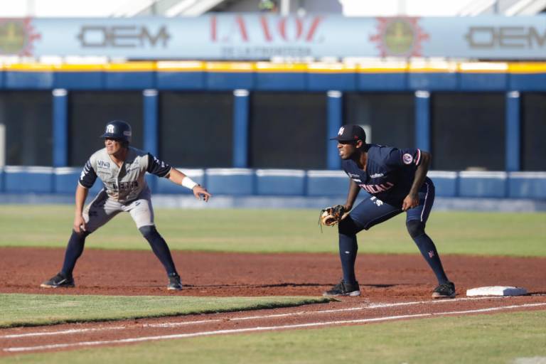 Con blanqueada, Sultanes saca la serie del Nido