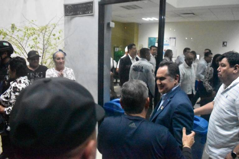 Rector de la UAS y funcionarios están perdiendo el juicio social de los sinaloenses: Diputado