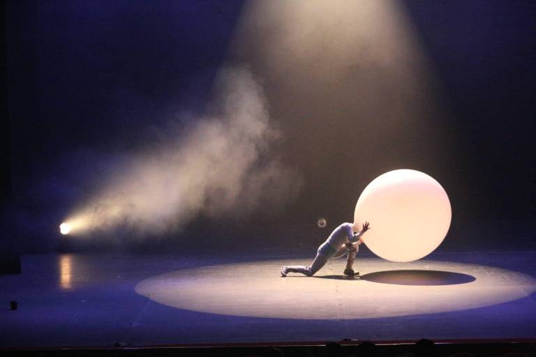 Revela ‘Hombruna’ el drama del machismo, la corrupción y la muerte