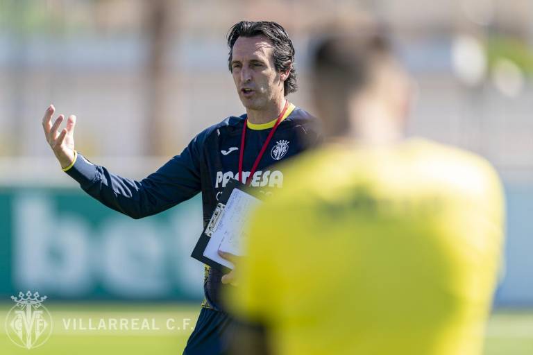 Director técnico del Villarreal busca ser leyenda con cutro títulos de Europa League