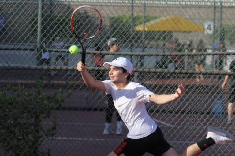 Jesús Bojórquez arranca con pie derecho en Torneo de Tenis Britania Family Cup 2021