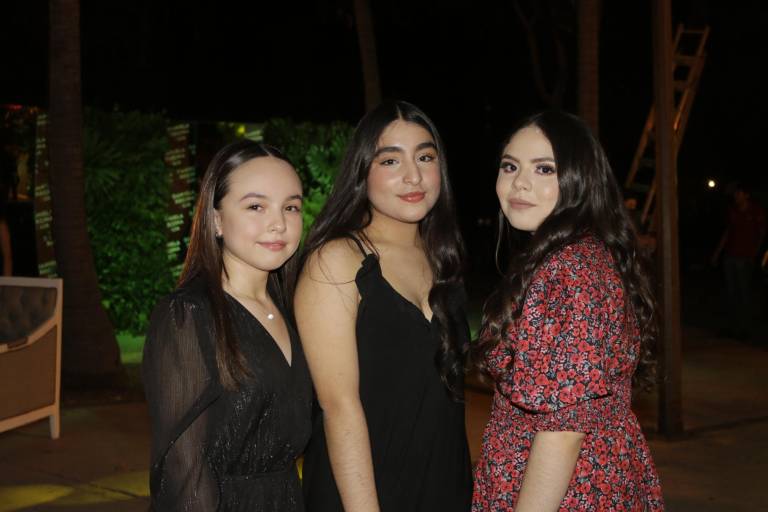 ¡Son quinceañeras!