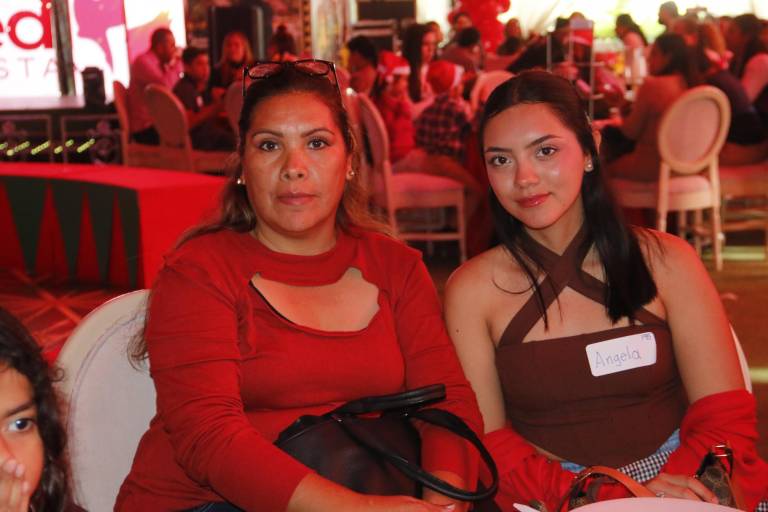 Celebra Ganac su tradicional posada con fiesta circense