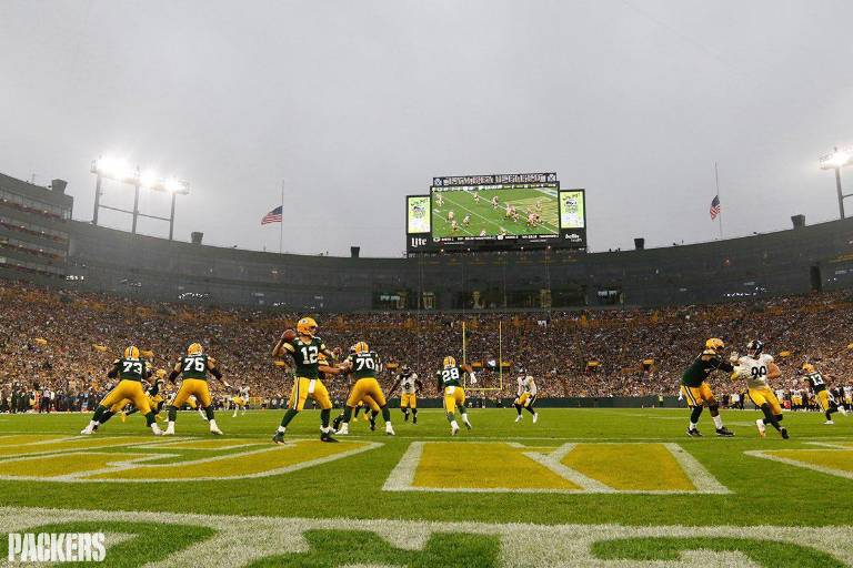 Los Packers siguen en ascenso y arrollan a los Steelers