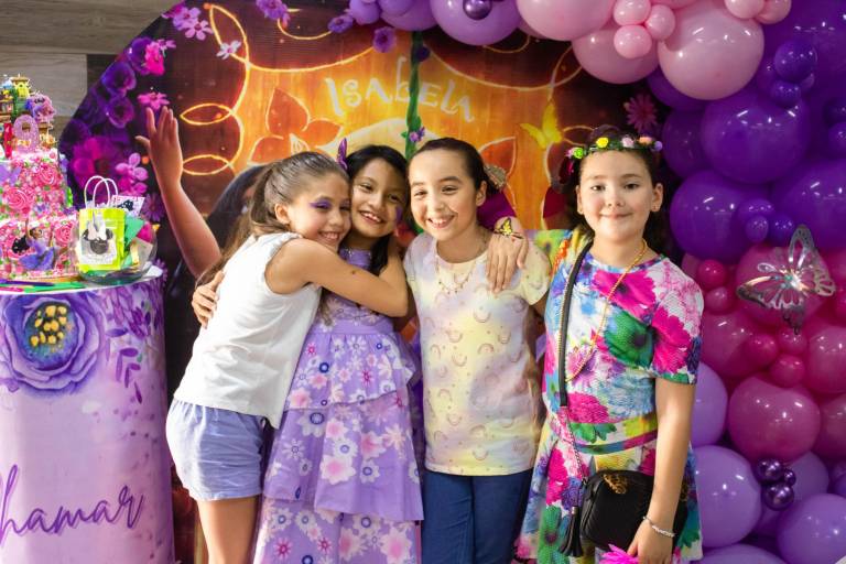 Con el tema de la película ‘Encanto’ festeja Dhamar su cumpleaños