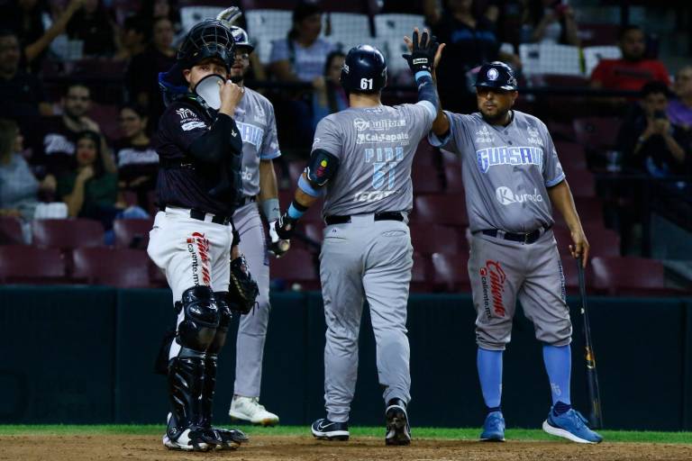 Algodoneros de Guasave iguala la serie ante Tomateros de Culiacán