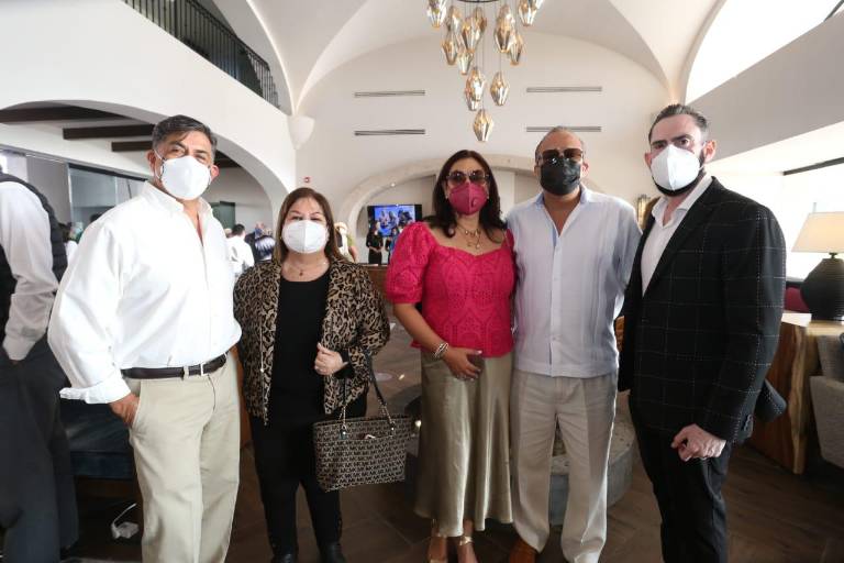 Tienen fiesta por reinauguración del Hotel Pueblo Bonito Mazatlán Beach Resort, en Zona Dorada