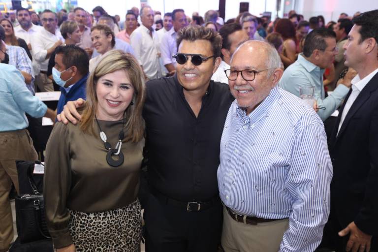 Inauguran en Mazatlán agencia automotriz MG