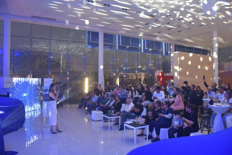 Admiran clientes las nuevas unidades que presenta Changan Culiacán