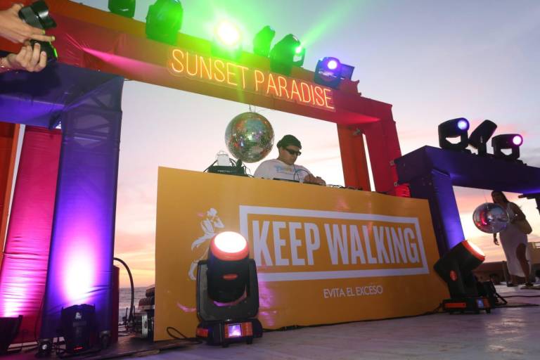 Prende la fiesta Dj Sing en el primer día del Sunset Paradise Mazatlán 2022