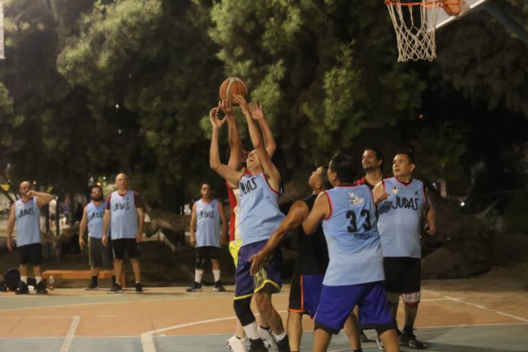 Sella triunfo Suspensiones Azteca en Torneo Veteranos