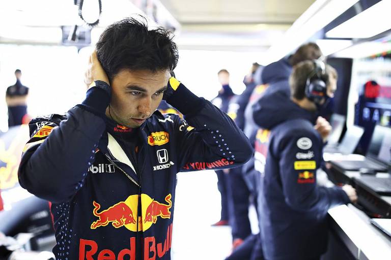 En Aston Martin compararon a Checo Pérez con Vettel y el mexicano salió ‘raspado’
