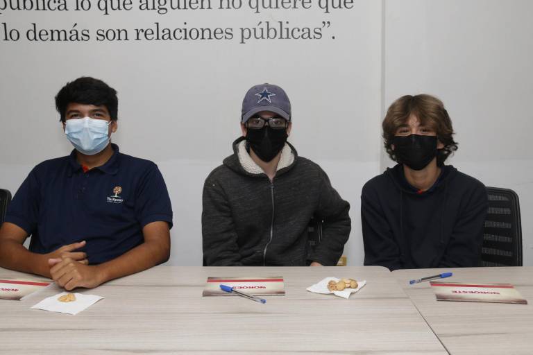 Alumnos del Vía Reggio conocen el periódico Noroeste