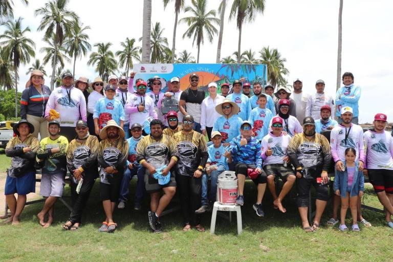Disfrutan Torneo de Pesca Deportiva en Las Lupitas