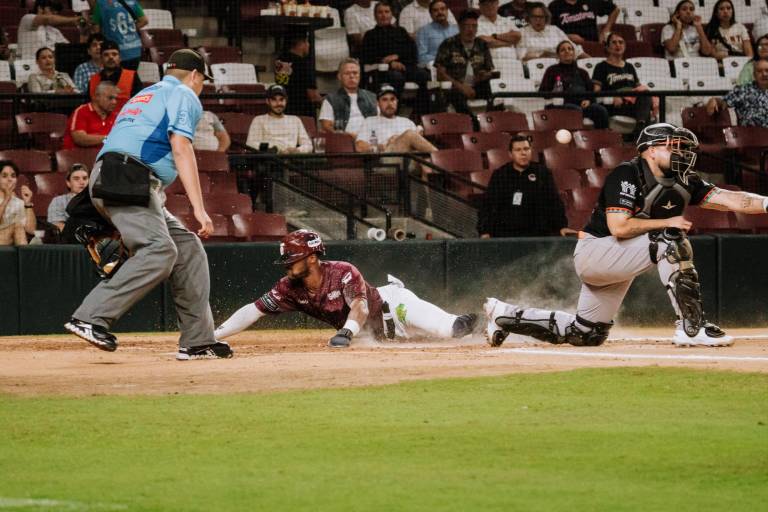 Naranjeros remonta y arrebata a Tomateros el Clásico de la LMP