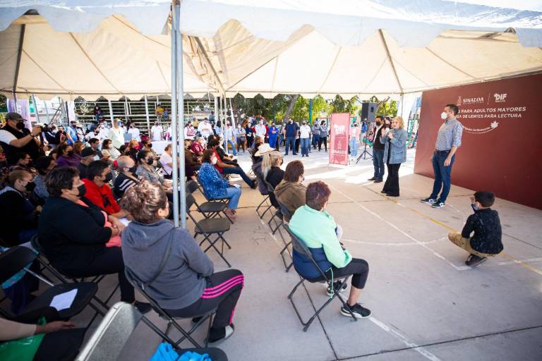 El Sistema DIF Sinaloa responde a las necesidades de la población