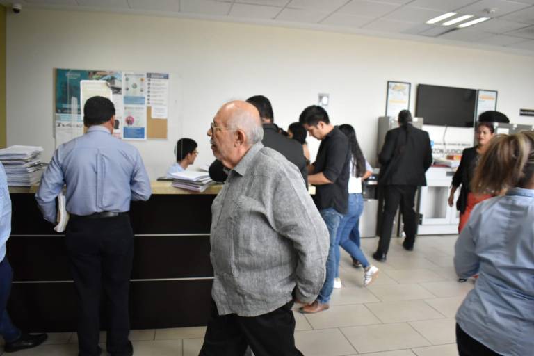 Por comprar lámparas sin licitar, ‘El Químico’ Benítez fue imputado