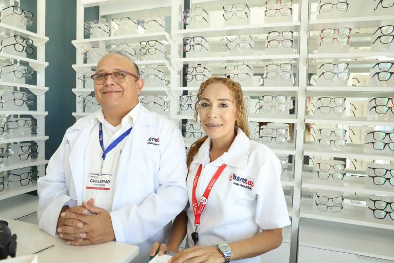 Se inaugura en Mazatlán, Farmacias del Ahorro