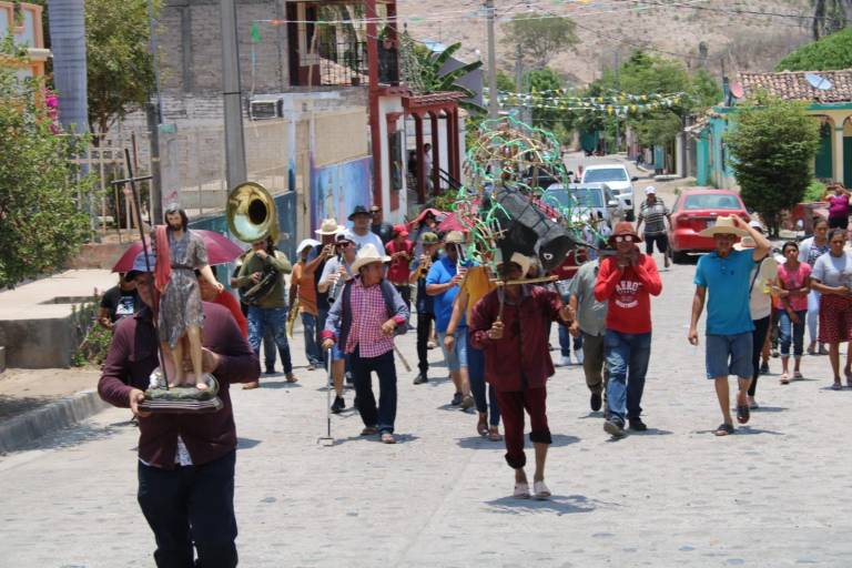 Invitan a celebrar el tradicional baño a San Juan en Matatán, Rosario
