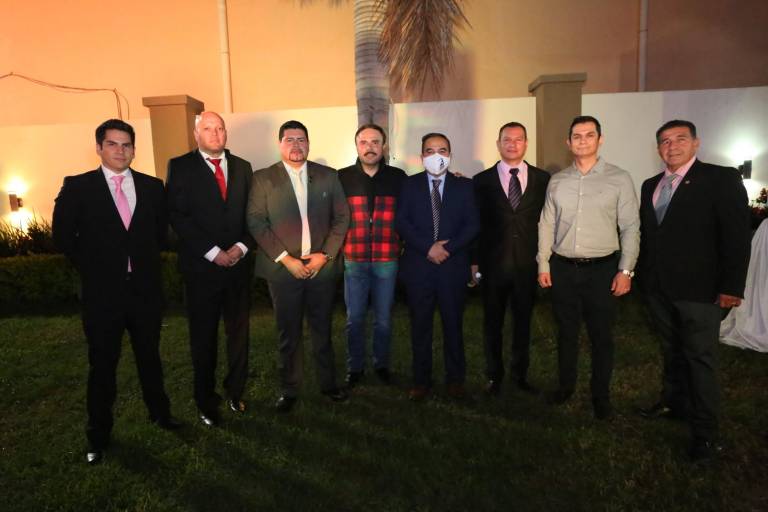 Disfrutan arquitectos su posada