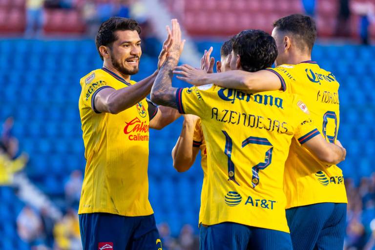 América vence a Querétaro con gran actuación de Henry Martín