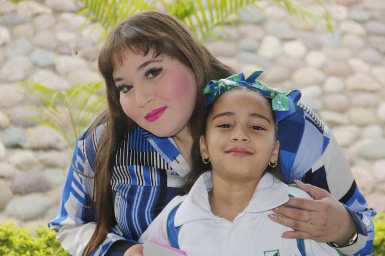 Disfrutan estudiantes del Instituto Senda un feliz regreso a clases