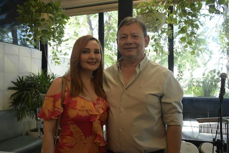 Disfrutan del rico sabor de España en el Villa Unión