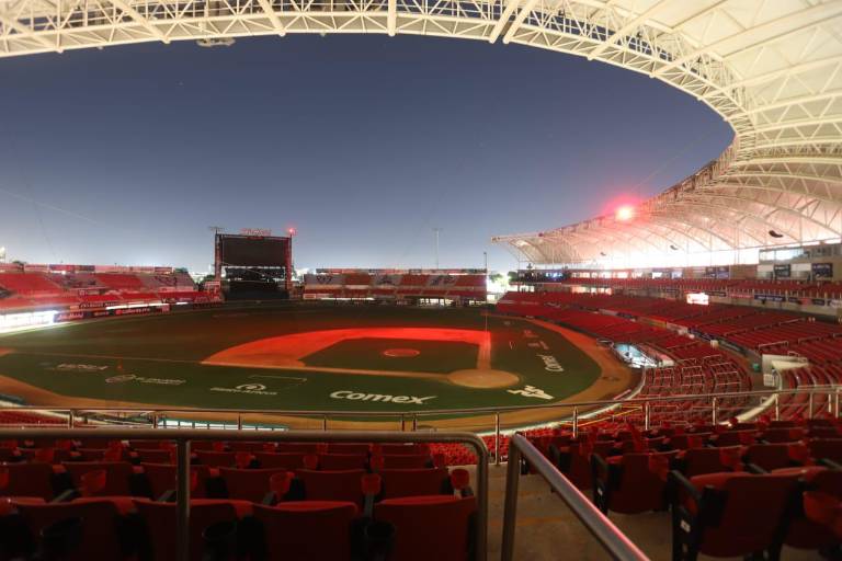 Venados y Tomateros viven primer enfrentamiento de la temporada