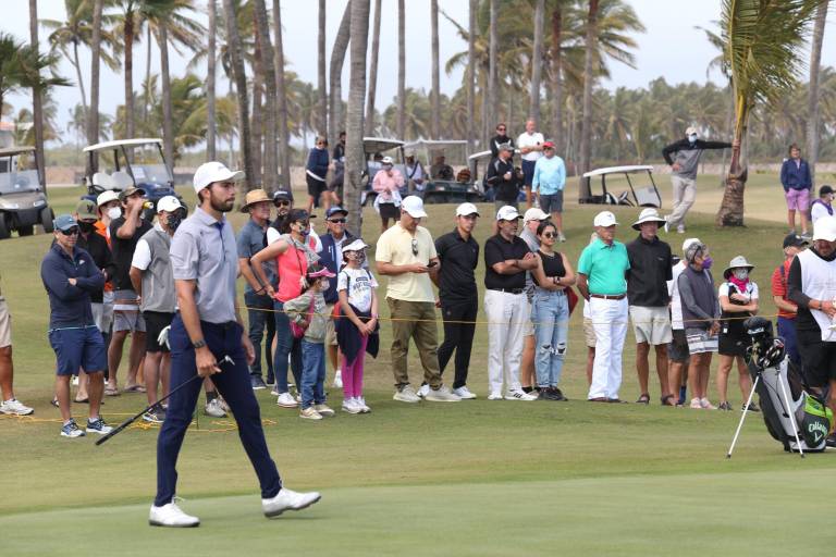 Álvaro Ortiz es el campeón del Abierto Mexicano de Golf de Mazatlán