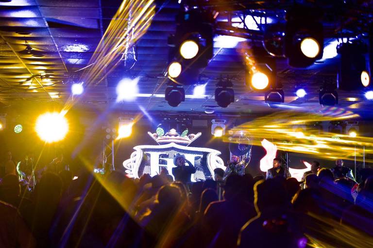 Inicia Larry Hernández su gira 2022 en Phoenix, Arizona