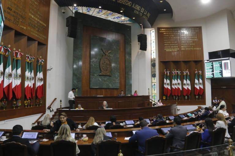 Inés Arredondo, Óscar Liera y José Limón son declarados beneméritos en Sinaloa