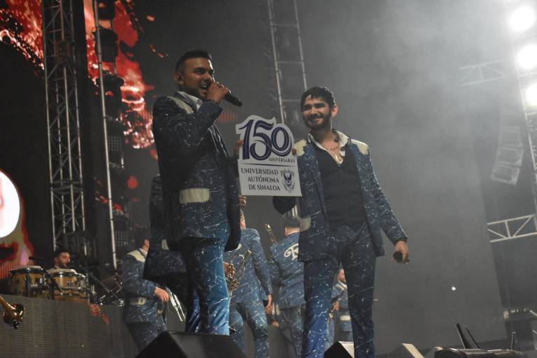 Arma Banda El Recodo la fiesta en el cierre del Festival Universitario de la Cultura 2023